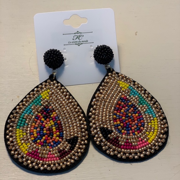 Jewelry - New. Boutique Seed Bead Teardrop Earrings